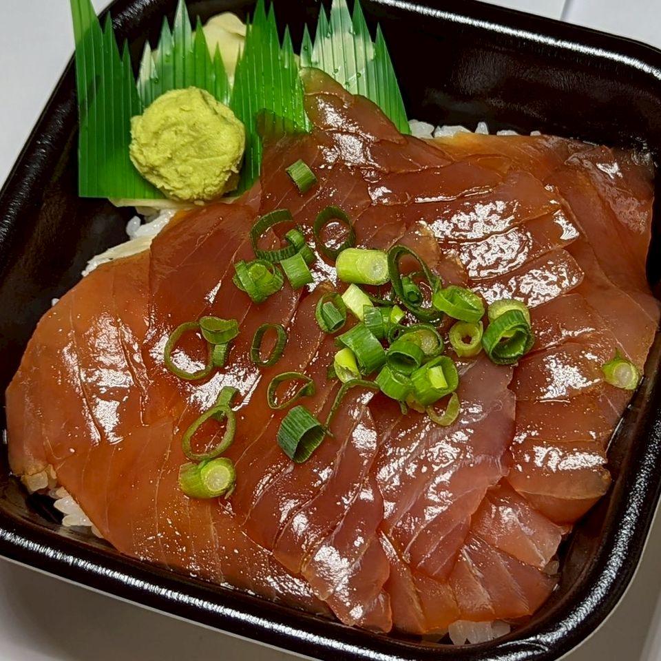 荒海丼丸五日市コイン通り店 | LINE Official Account