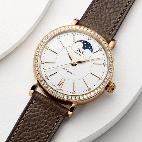 IWCシャフハウゼン | LINE Official Account
