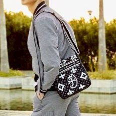 カステルバジャック公式 | LINE Official Account