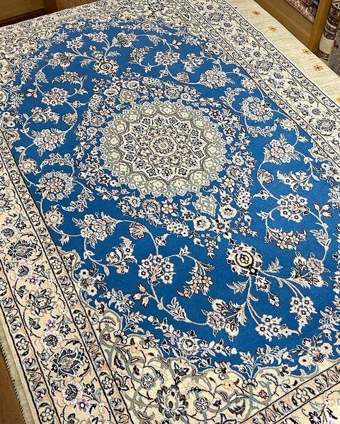 ペルシャンギャラリー青山 | LINE Official Account