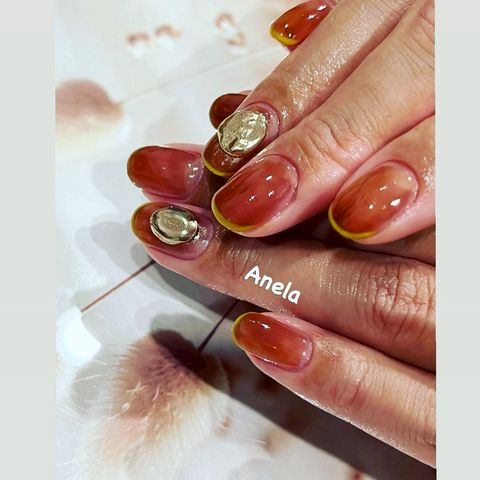 Anela | LINE Official Account