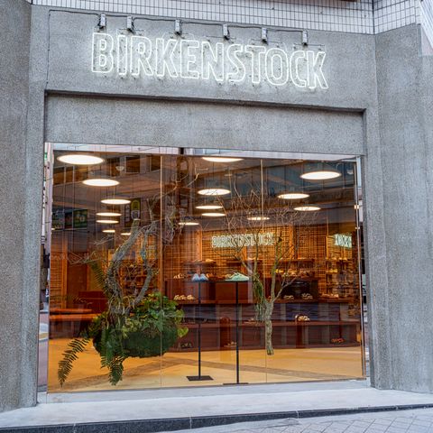 ビルケンシュトック | LINE Official Account