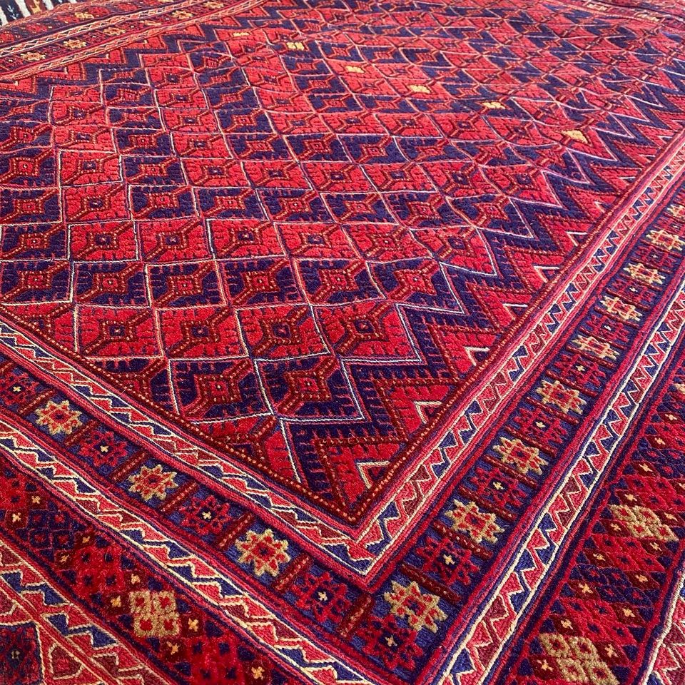 ペルシャンギャラリー青山 | LINE Official Account