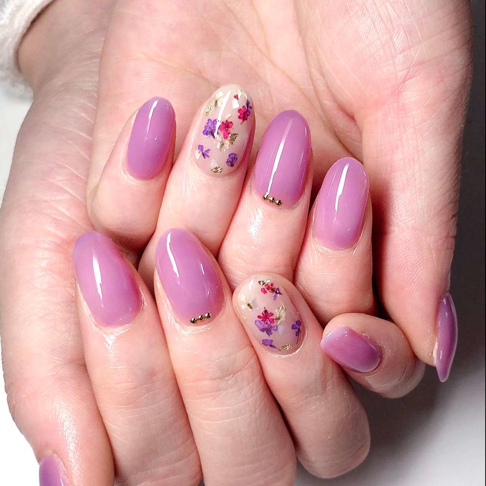 2本アート付き定額ジェルネイル | Happy nail | LINE Official Account