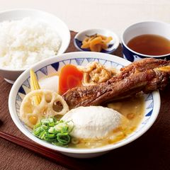 ごちたんページ ごちとん🥢豚汁が主役の和定食専門店【公式】 (@gotch_ton