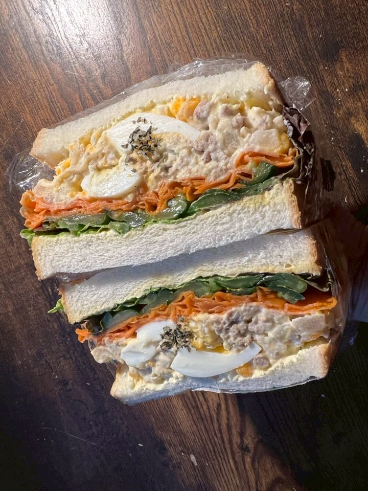 Mixed media feed | 社長たちのサンドイッチ | LINE Official Account