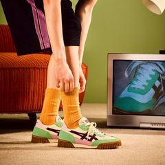 特集 | Onitsuka Tiger | LINE Official Account