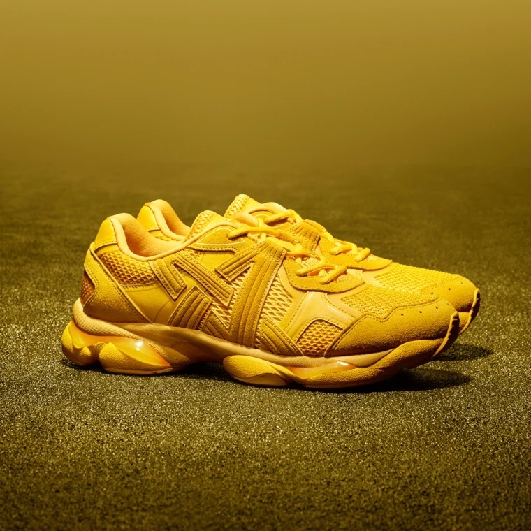 特集 | Onitsuka Tiger | LINE Official Account