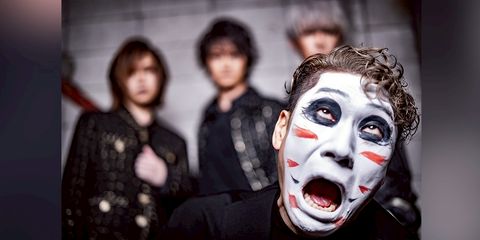 ゴールデンボンバー | LINE Official Account